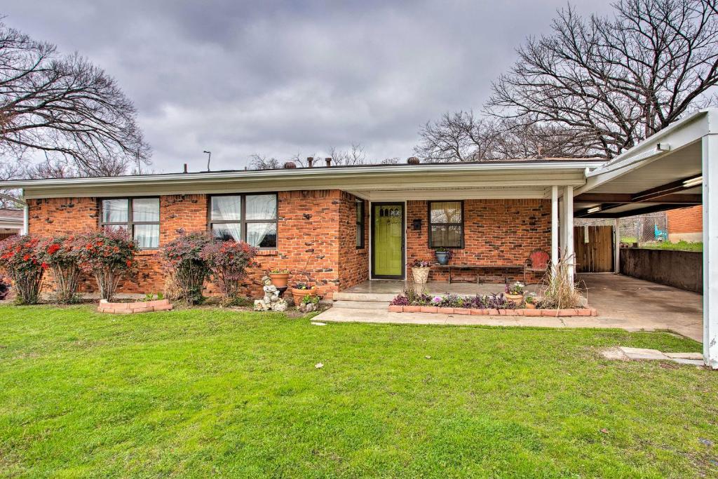 Pet-Friendly River District Home 3 Mi to Downtown