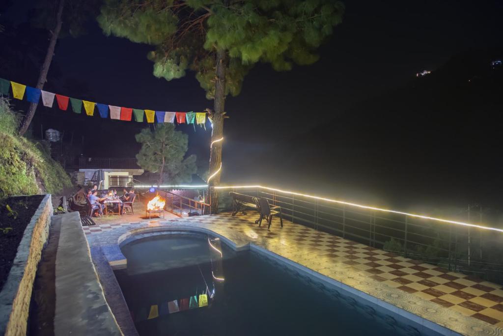 Safarmaina Resort