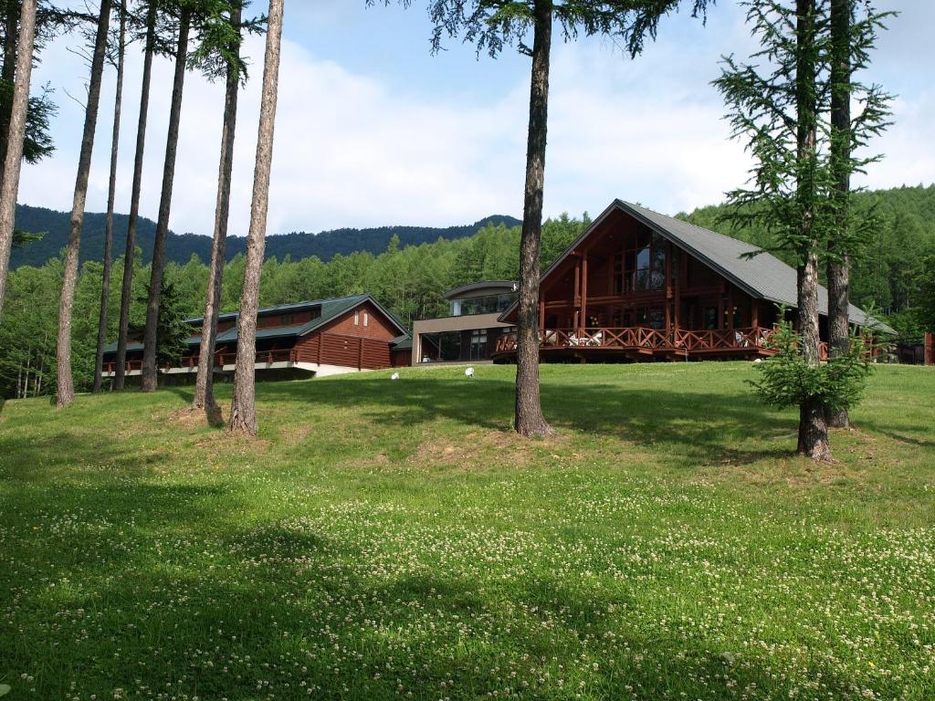 Log Hotel Larch Lake Kanayama (Minamifurano)