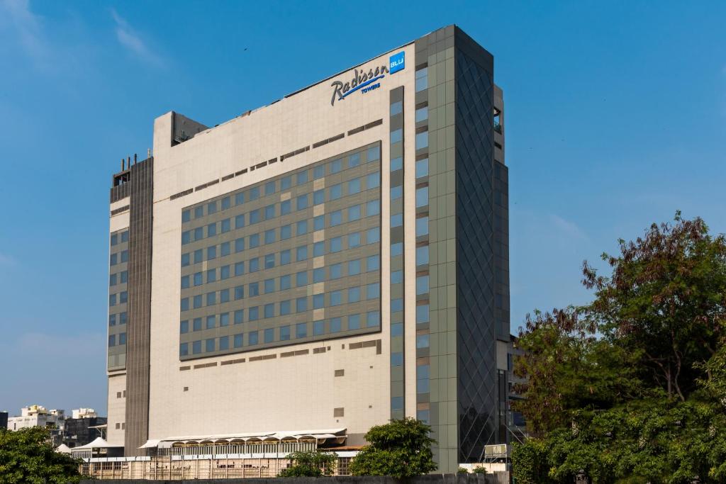 Radisson Blu Towers Kaushambi Delhi NCR (Ghaziabad)