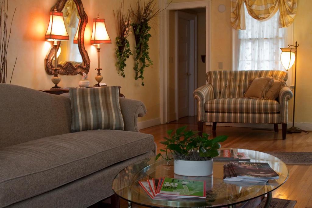 Scranton Seahorse Inn (Madison)
