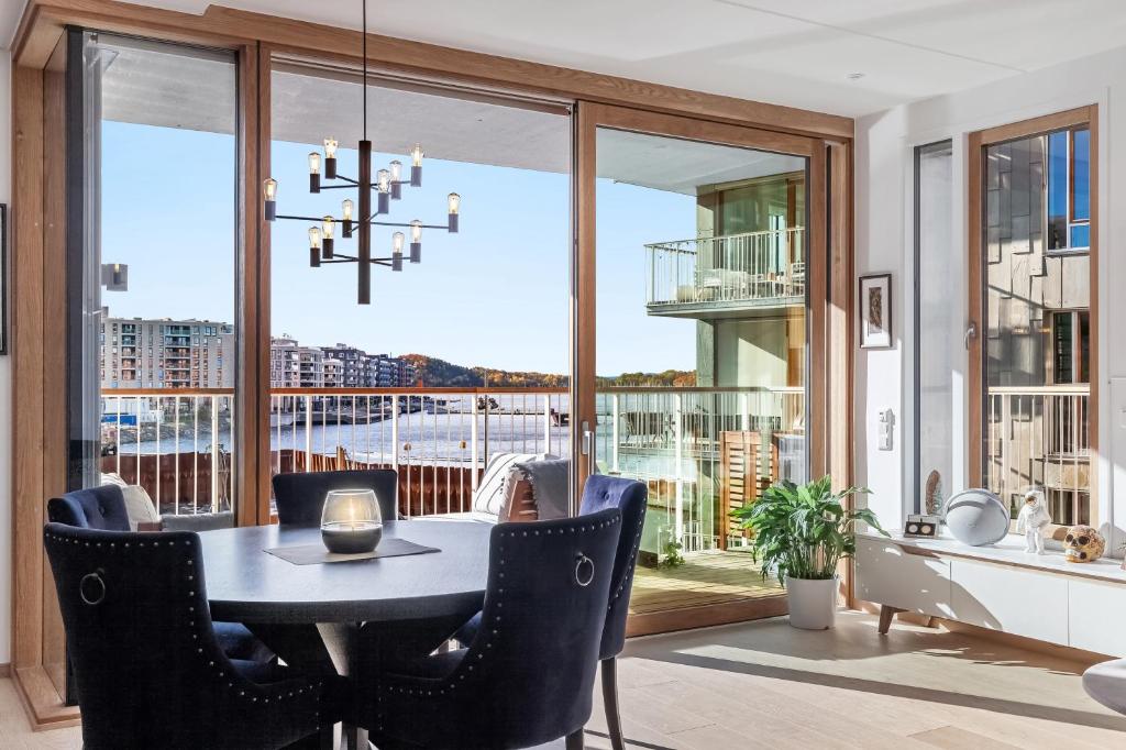 Amazing luxury apartment on the waterfront! 73sqm