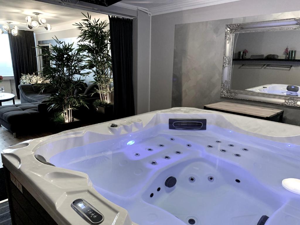 JB Whirlpool Suite Hamburg