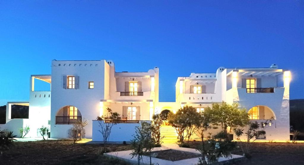 Sea Lilies Suites (Plaka)
