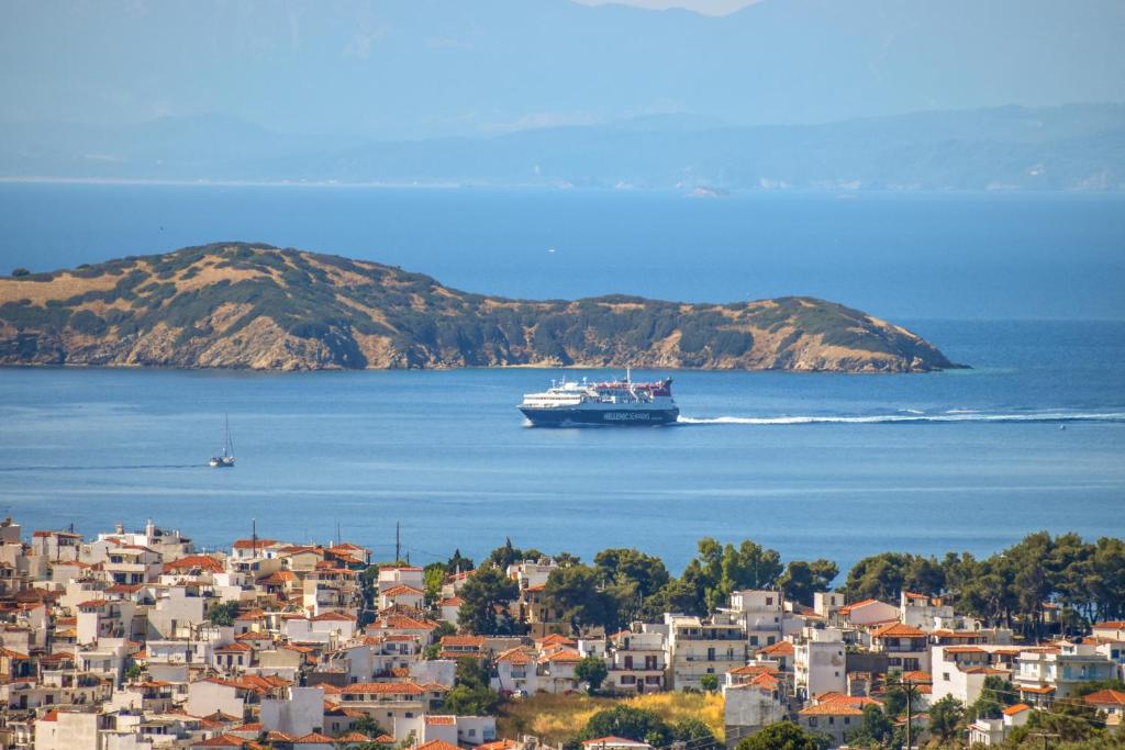 Georgia Villas (Skiathos Town)