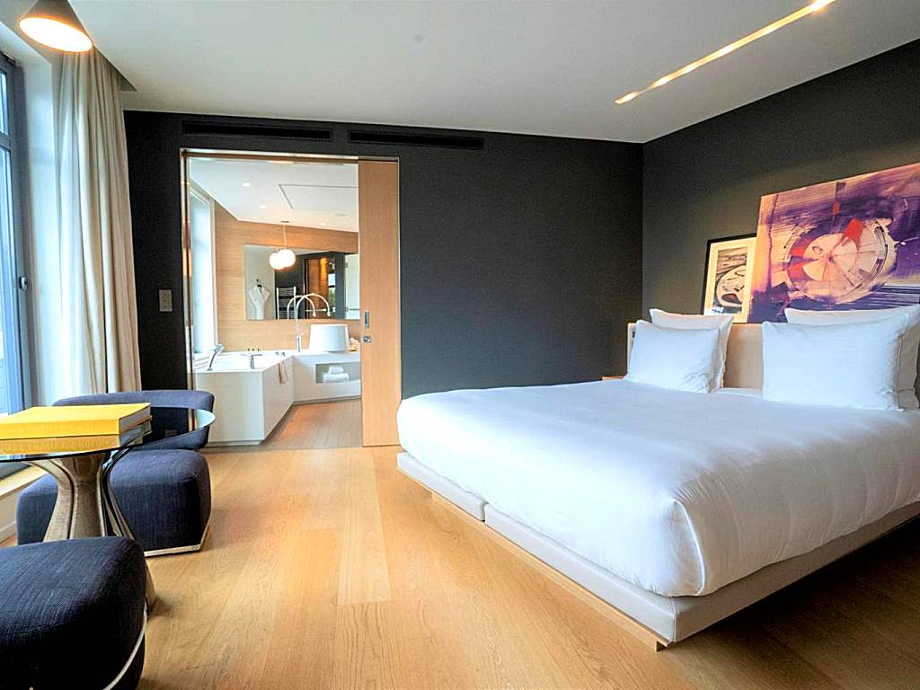 Le Cinq Codet: Suite with Hot Tub - "Codet"