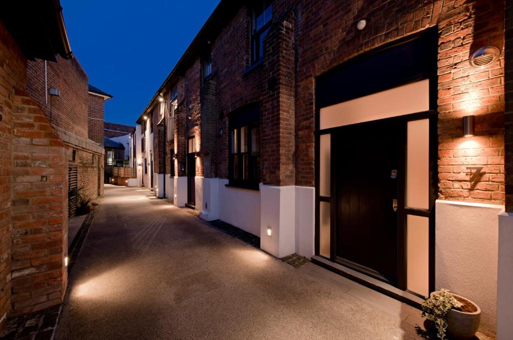 My Unique Place - St Peters Mews