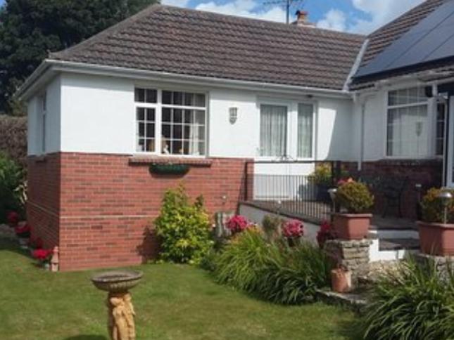 Private apartment, parking, sea and country views