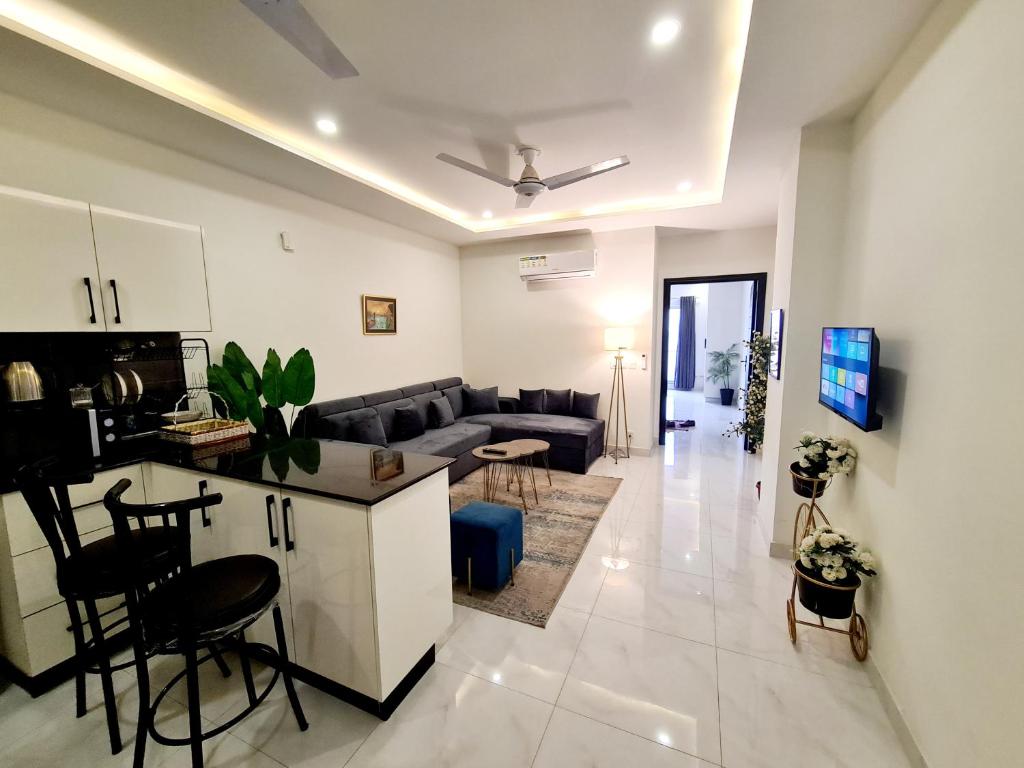 1 Bed Modern Apartment, Pool, Gym, Cinema