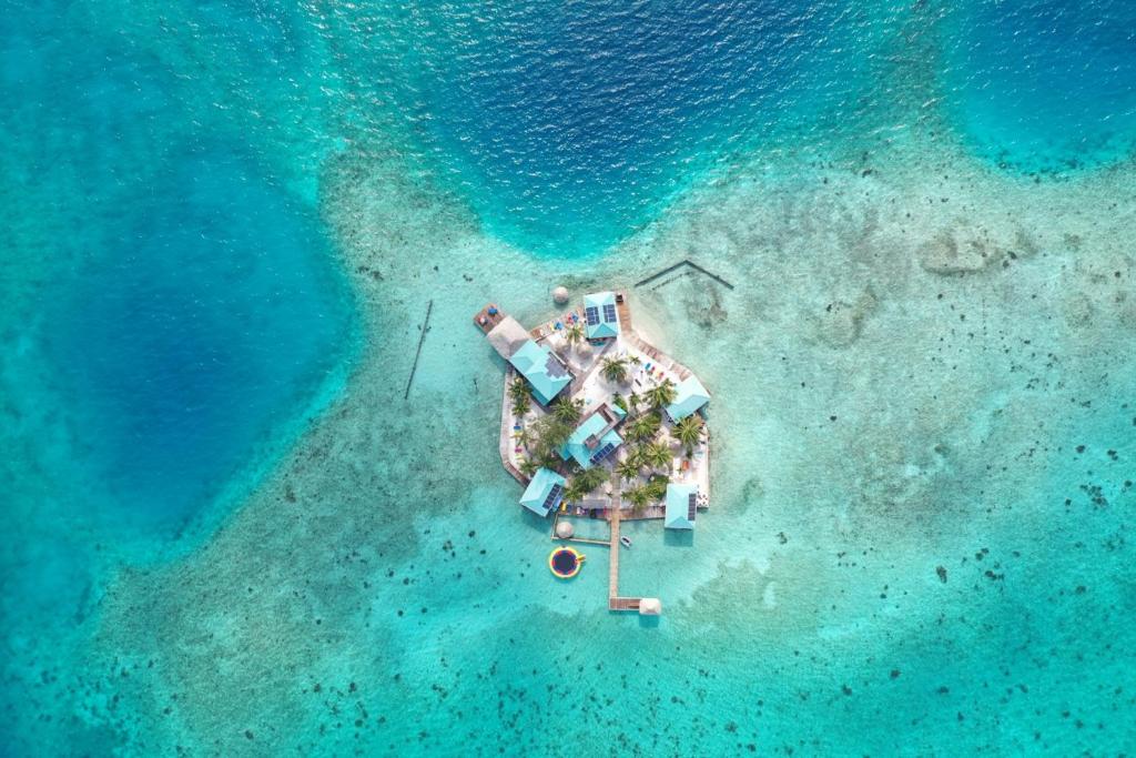 King Lewey's Island Resort